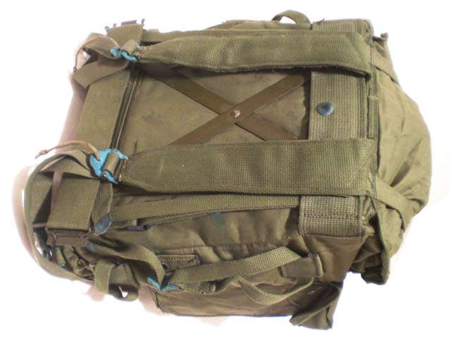 ARVN アービンバックパック | 米軍放出品写真館