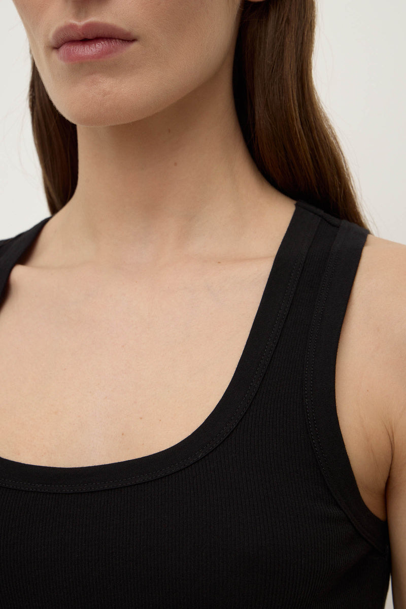 Womens Robyn Scoop Neck Rib Tank Black | Assembly Label