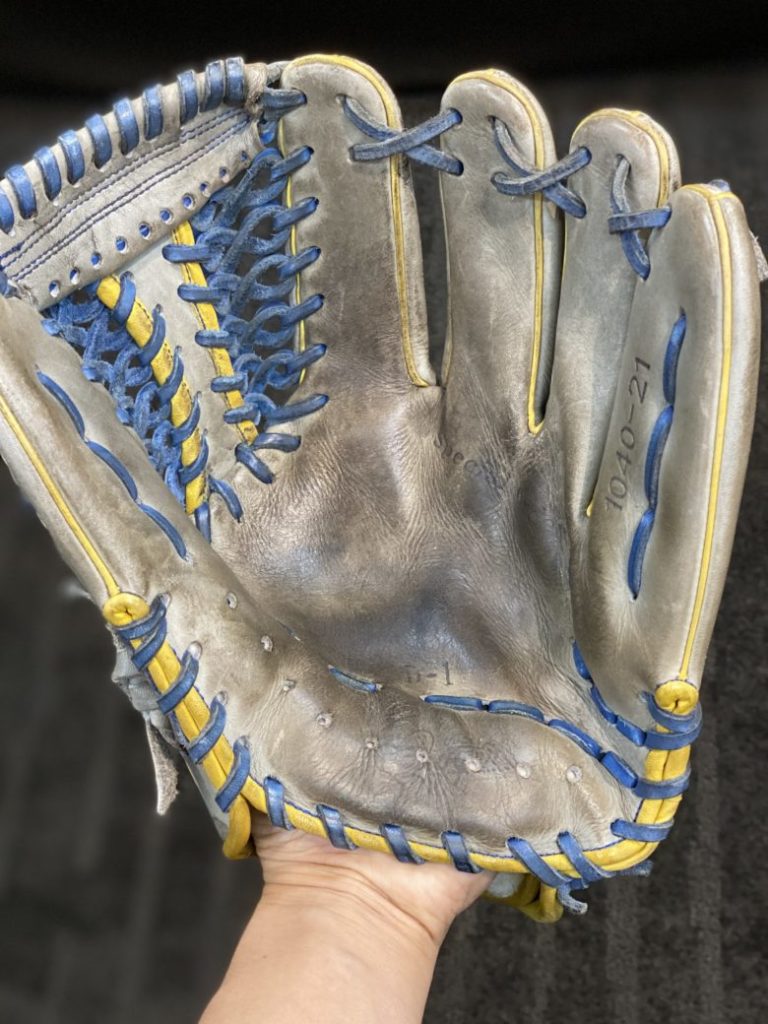 シワを育てる文化】久保田スラッガーのプロ選手実使用モデルはずっと見