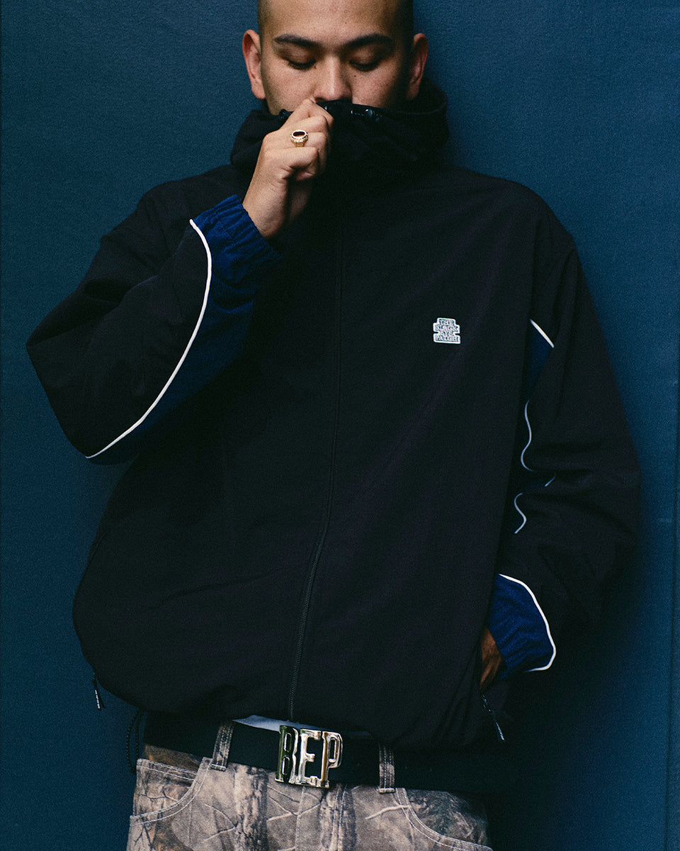 SMALL OG LABEL NYLON TRACK JACKET BLACK – BlackEyePatch