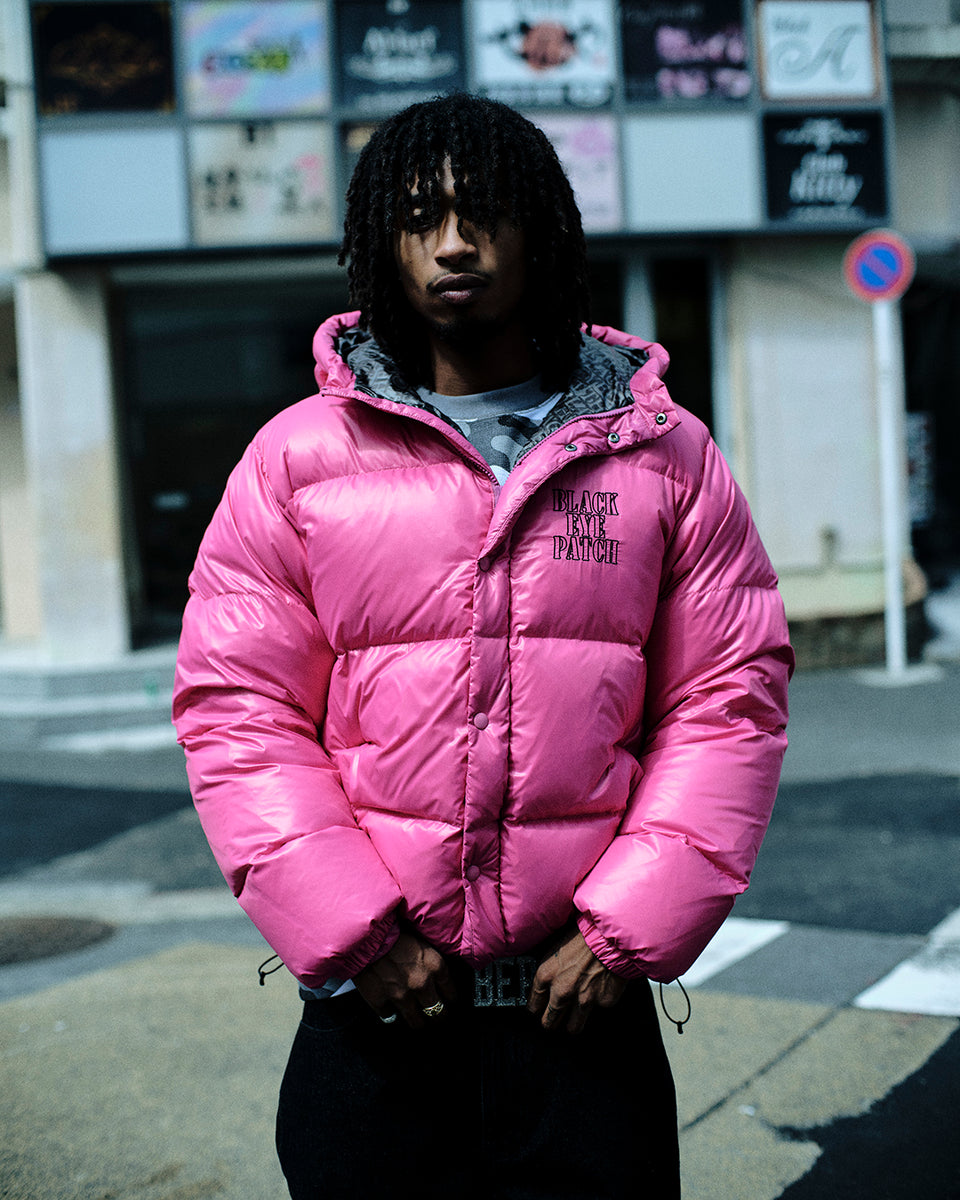 STENCIL LOGO HOODED DOWN JACKET PINK – BlackEyePatch