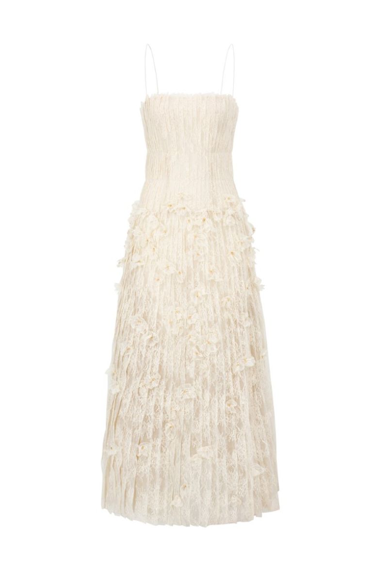 OCTAVIA LACE DRESS IN BEIGE | CULT MIA | 21Six