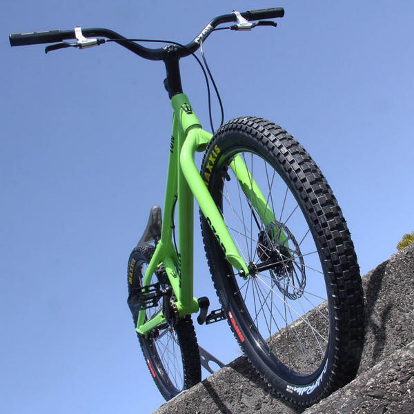 C-zar ION 24in 詳細 - まめつぶ.サイクル