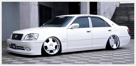 ヴィエナディッシュツー（VIENNA DISH II）（18インチアルミホイール