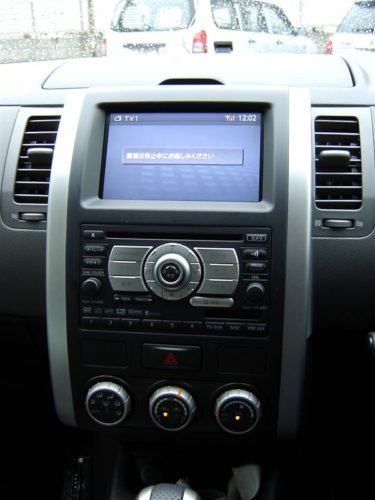 NT31 日産【エクストレイル】メーカーオプションナビを社外品に交換