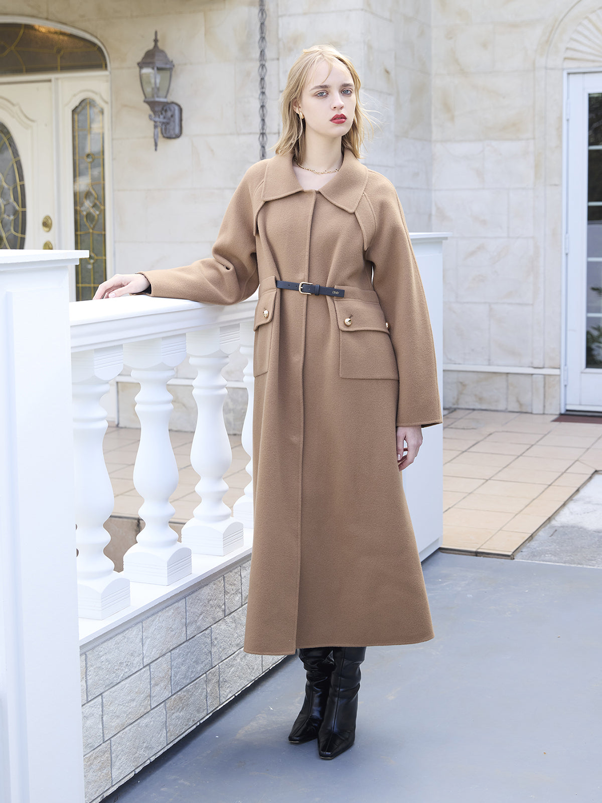 ドルマンシルエットロングコート