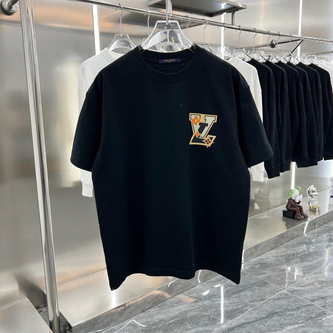 LOUIS VUITTON || Black Drop Shoulder T-shirt – FASHION MYST