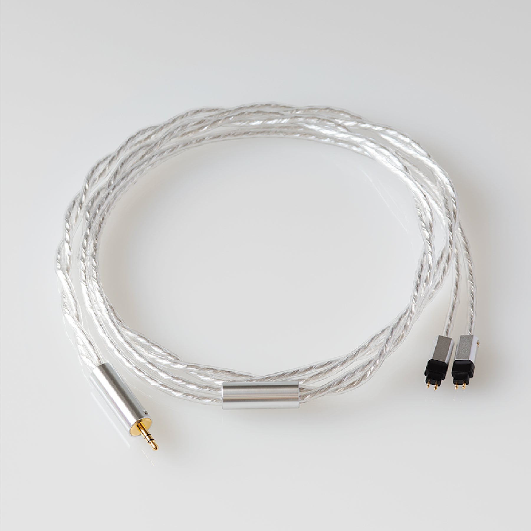 ゼンハイザー社 HD600シリーズ用】シルバーコートケーブル｜final 公式