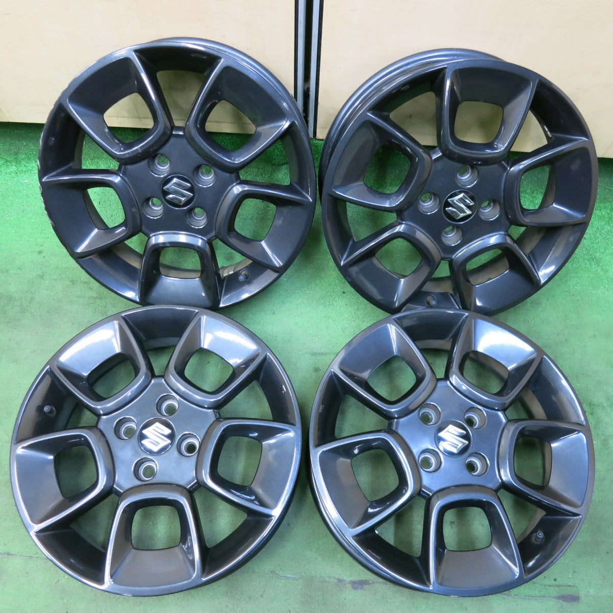 4本価格☆スズキ クロスビー イグニス 純正 ホイール 16インチ 16×5J