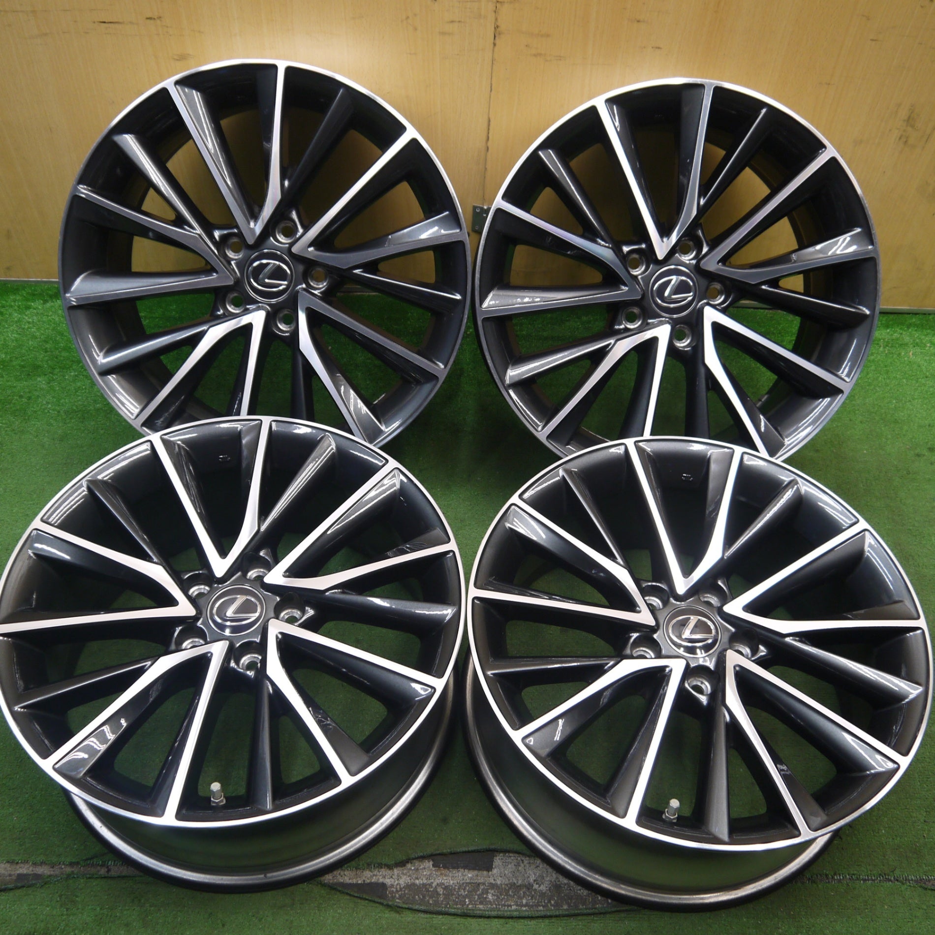 センサー付！キレイ☆レクサス NX 純正 ホイール 18インチ 18×7.5J