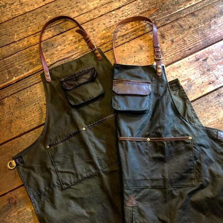 Biburycourt / ワックスドコットンエプロン | GOLD RUSH