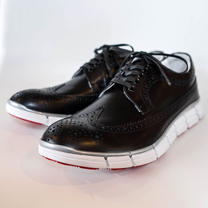 HIROSHI TSUBOUCHI [ヒロシツボウチ] ウィングチップ + スニーカー