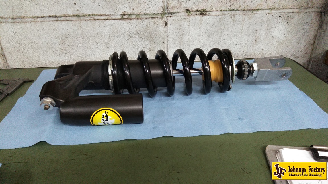 WR250X純正リアショックのアップグレード | johnny's factory