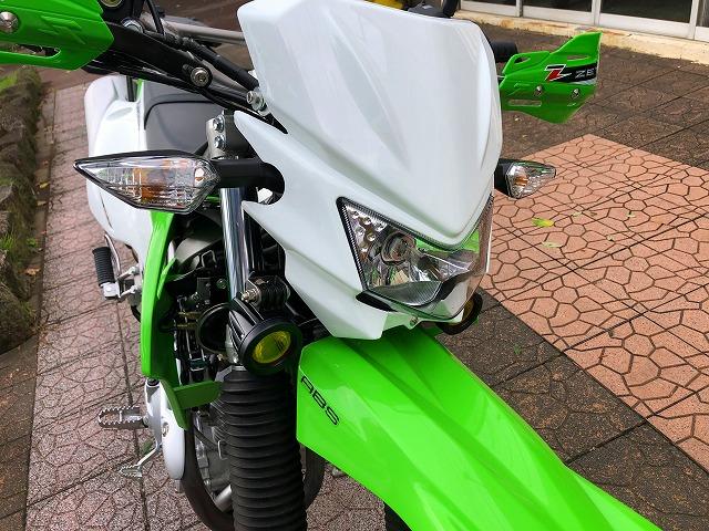 カワサキKLX230顔面スワップ 顔面交換 ヘッドライト交換埼玉県入間郡