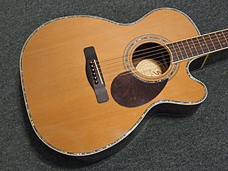 グレッグ・ベネット Greg Bennet OM-8CE | コスモ楽器 オフィシャルブログ
