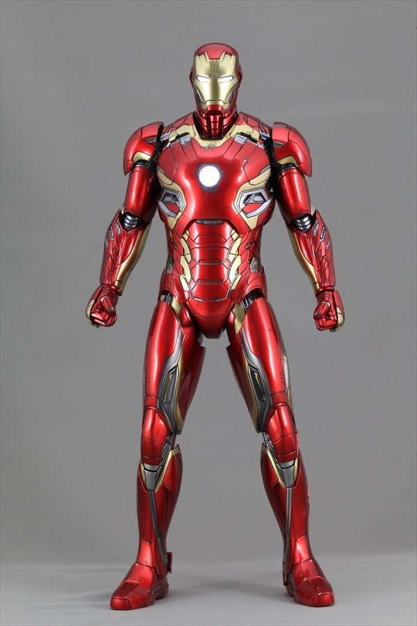 ホットトイズ アイアンマン マーク45 アベンジャーズ AOU レビュー