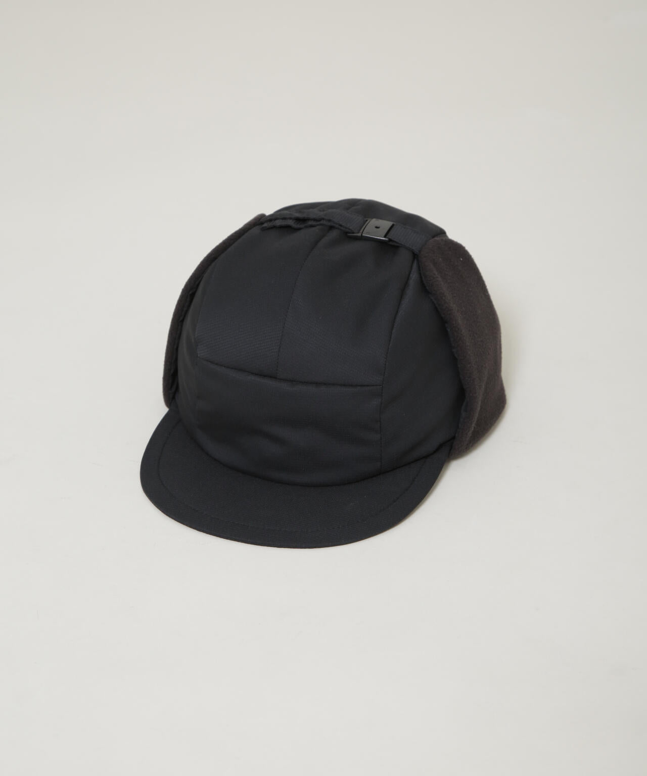 NJ/CLUB」イヤーフラップキャップ