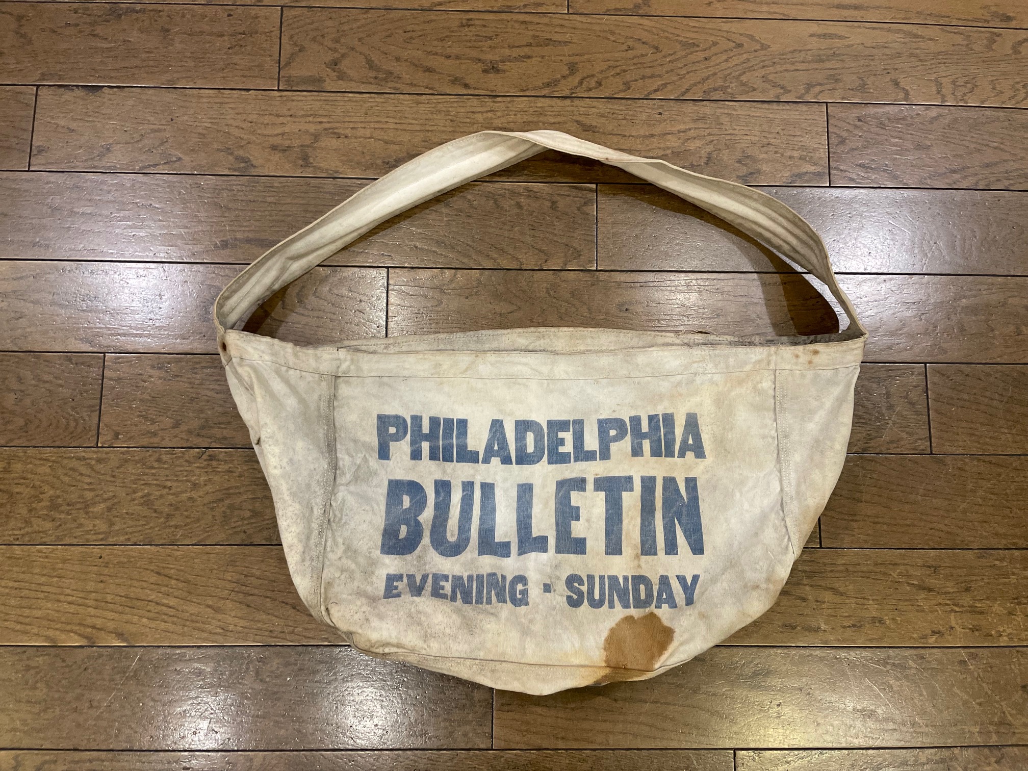 商品紹介 » OLD “BULLETIN” NEWSPAPER BAG - Suntrap, Vintage