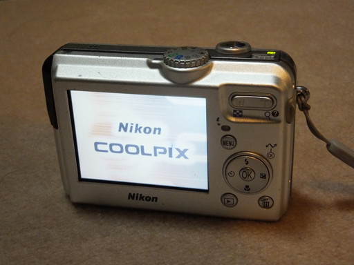 Nikon COOLPIX P1 - オールドデジカメを楽しもう！