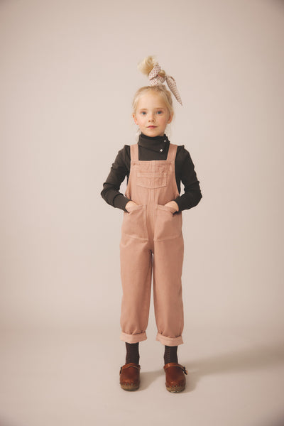 LOOK_05_0022_a971a4a0-ef0b-