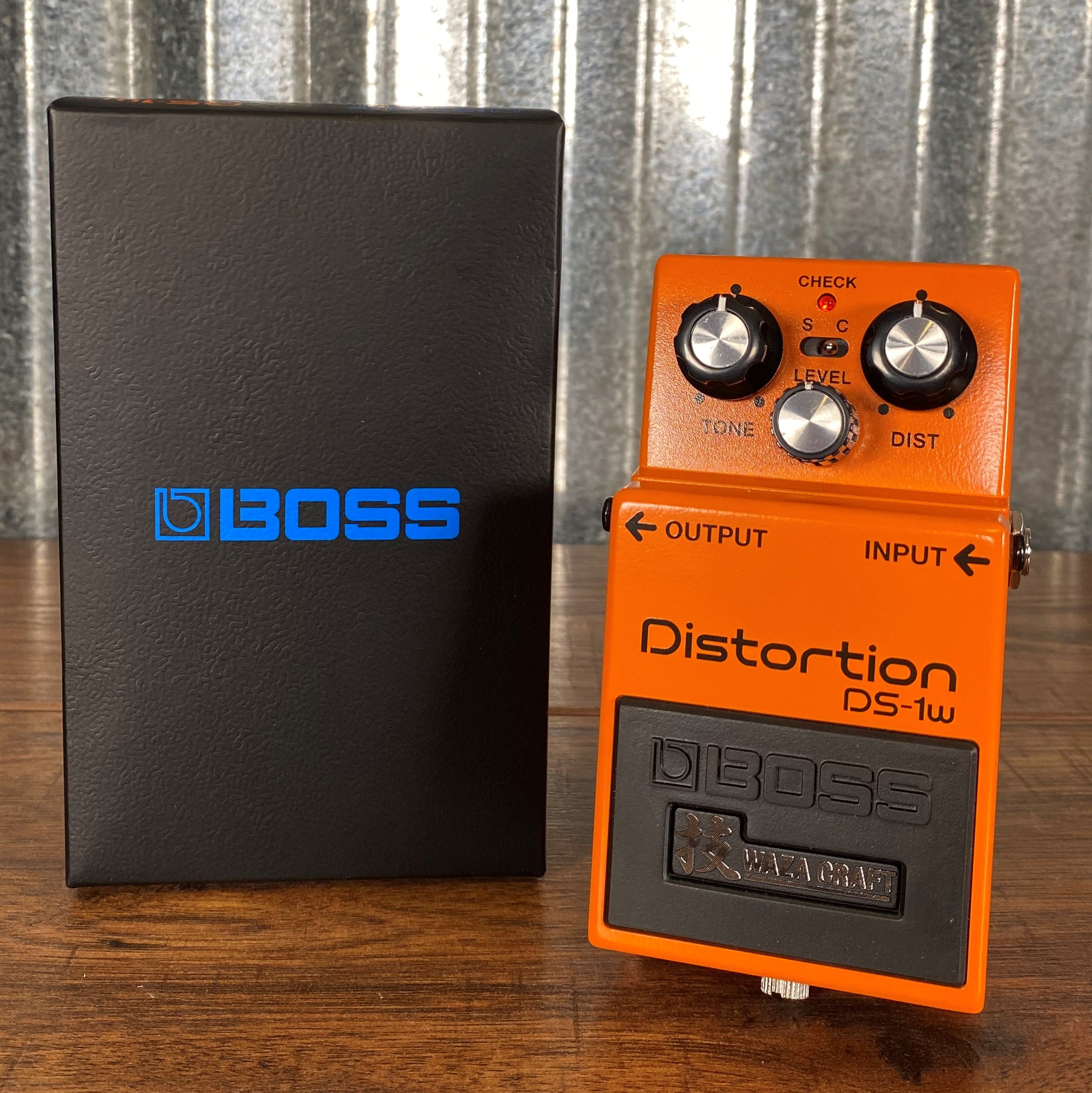 Boss DS-1W Waza Craft Distortion Guitar Effect Pedal – Specialty