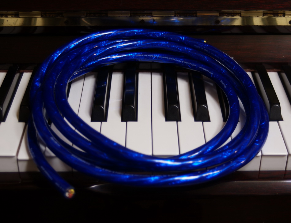 Zonotone 6NSP-4400 Meister 【外周は銀コート線、内周が6N銅線＋PCOCC