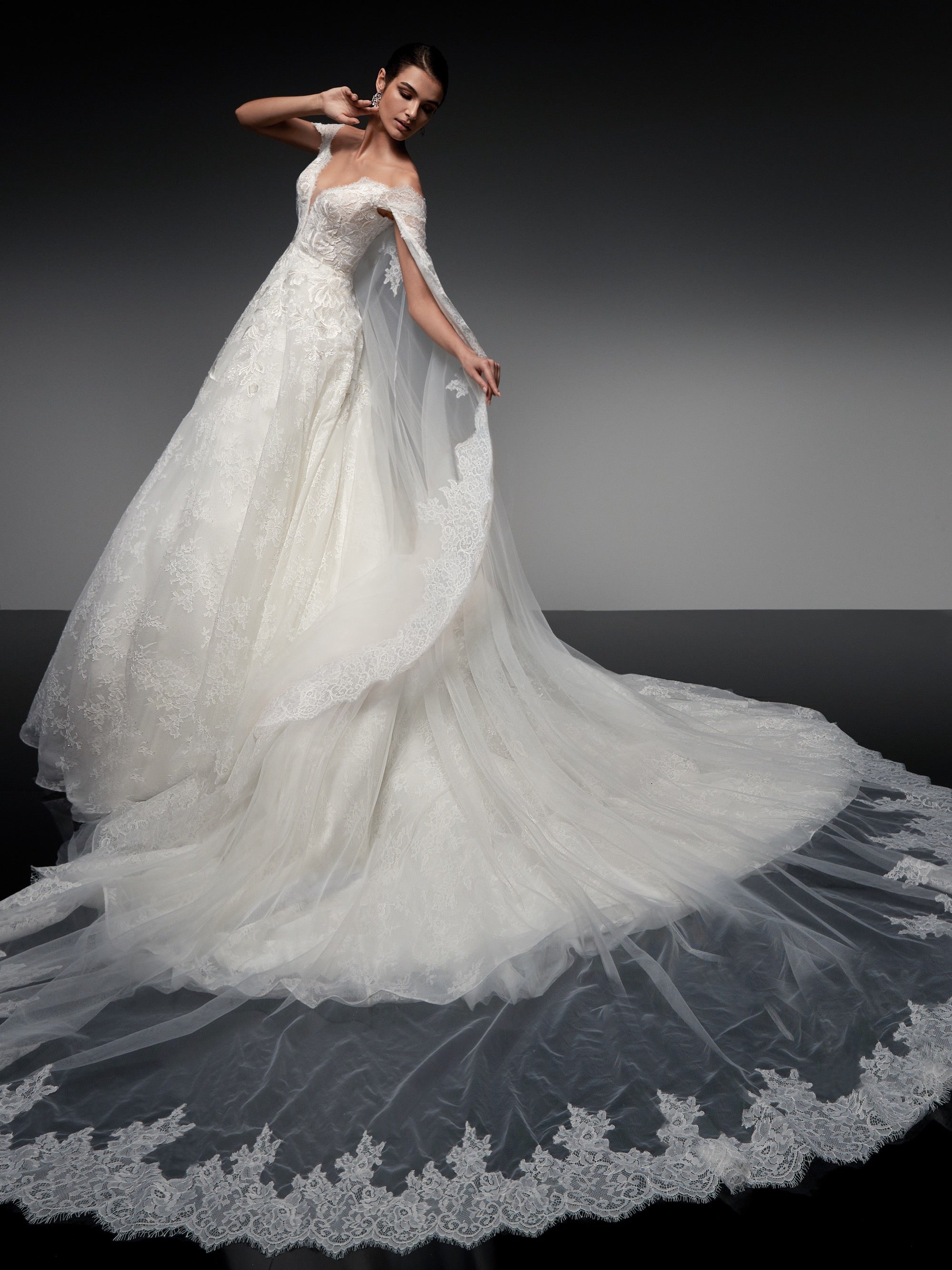 NM008｜ウェディングドレス、ブランドドレスのレンタルならザ・ドレス