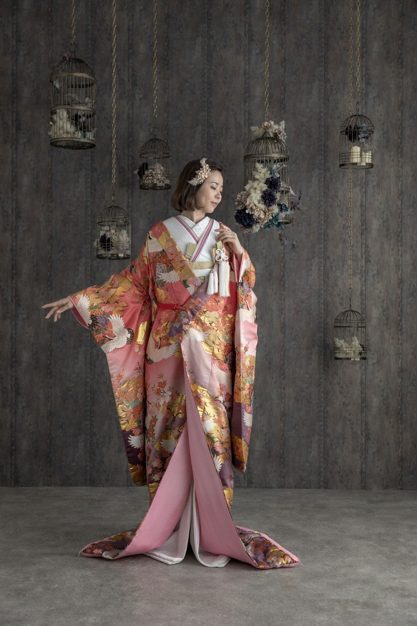 色打掛・雲取り鶴｜白無垢・色打掛レンタルなら結婚式着物専門の【THE