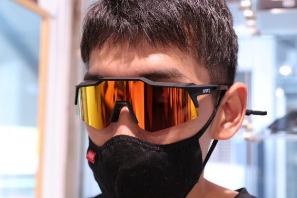 フェア開催中】100%（ハンドレッドパーセント）のサングラスに子供が