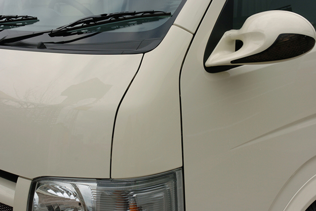 ハイエースのカスタマイズなら、ワールドコーポレーションにお任せ