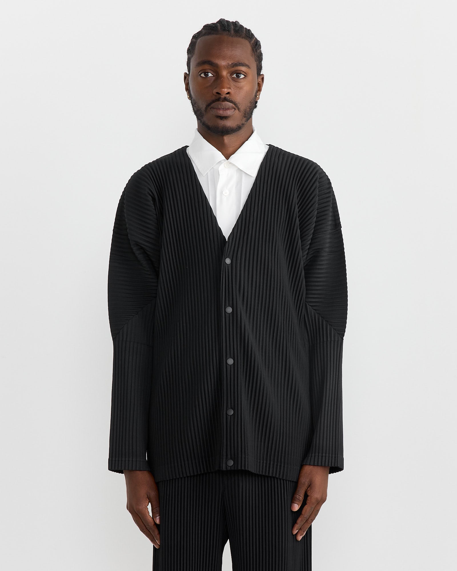 Basics Cardigan in Black