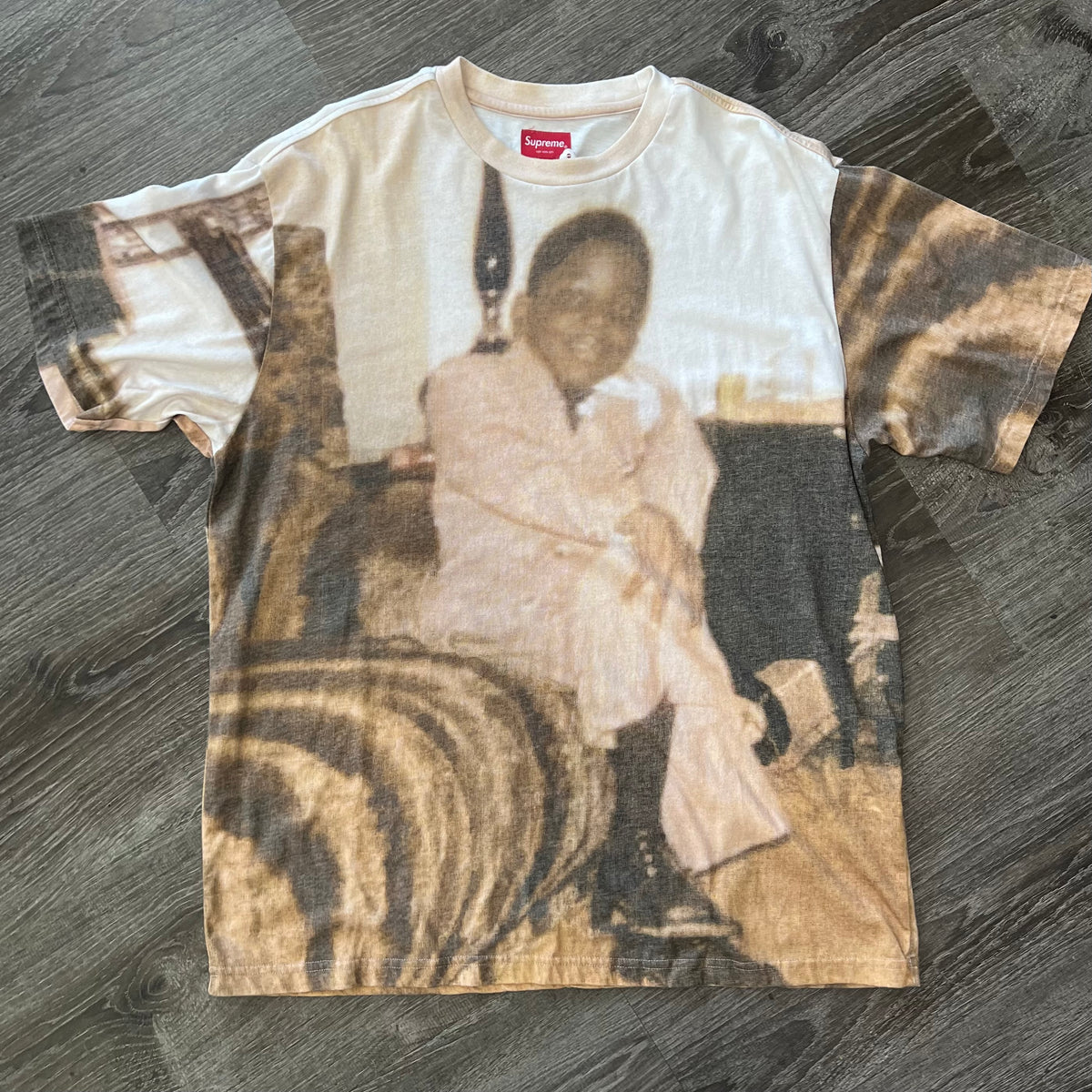 B8E6D8D9-3AAE-473C-BEC3-