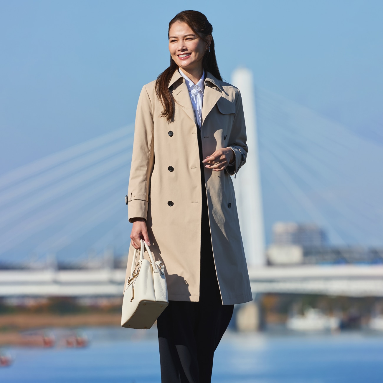 CLASSY.ONLINE2月掲載 山本美月さん着用アイテム＞CITY TAILOREDコート