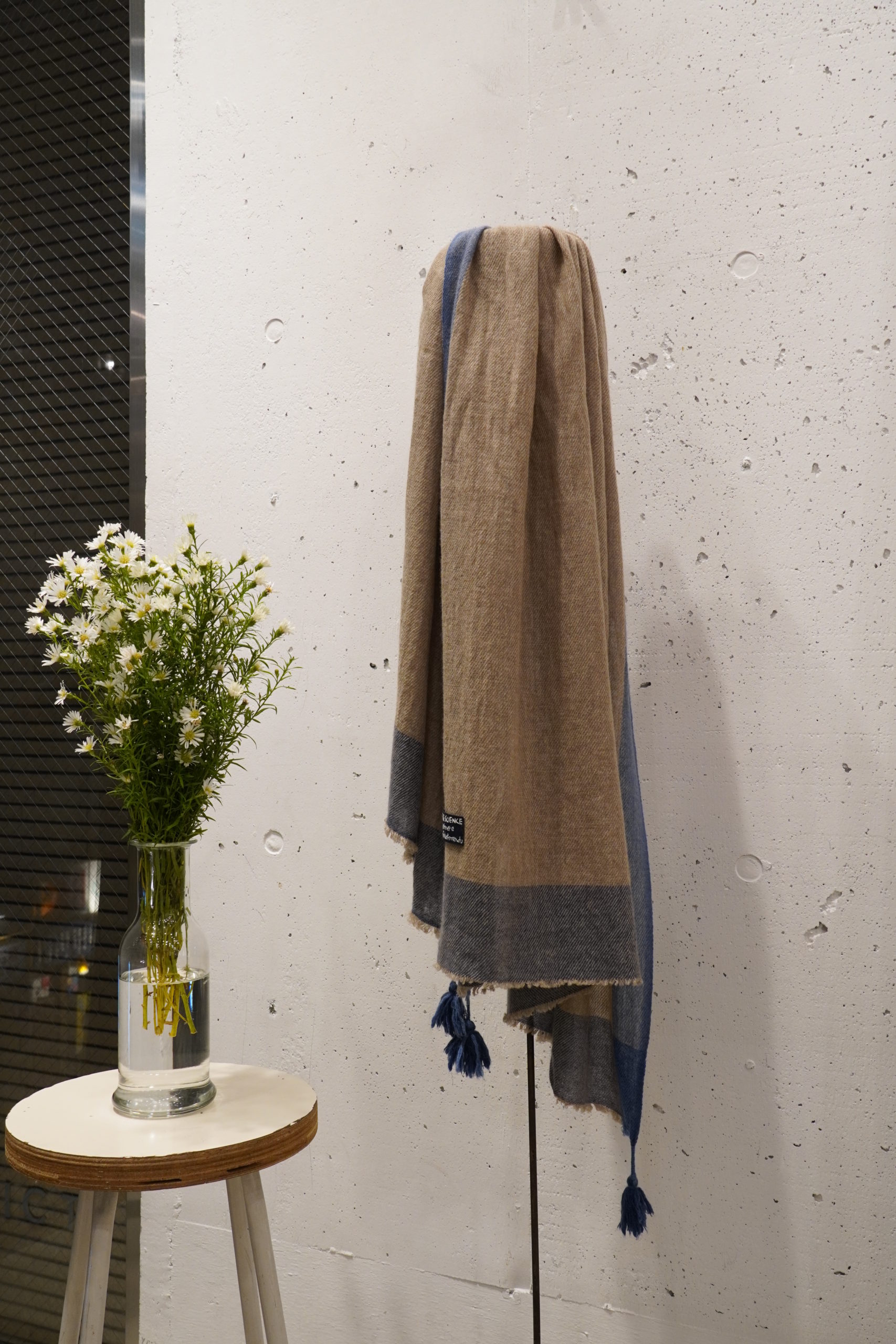 ARTS&SCIENCE shawl – PICTURE