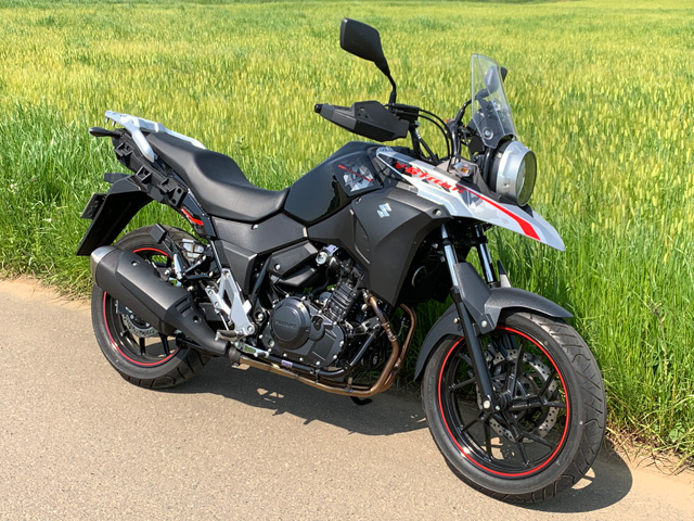 V-Strom250 | 忠さんが陣頭指揮をとってマフラーを開発していく実際の