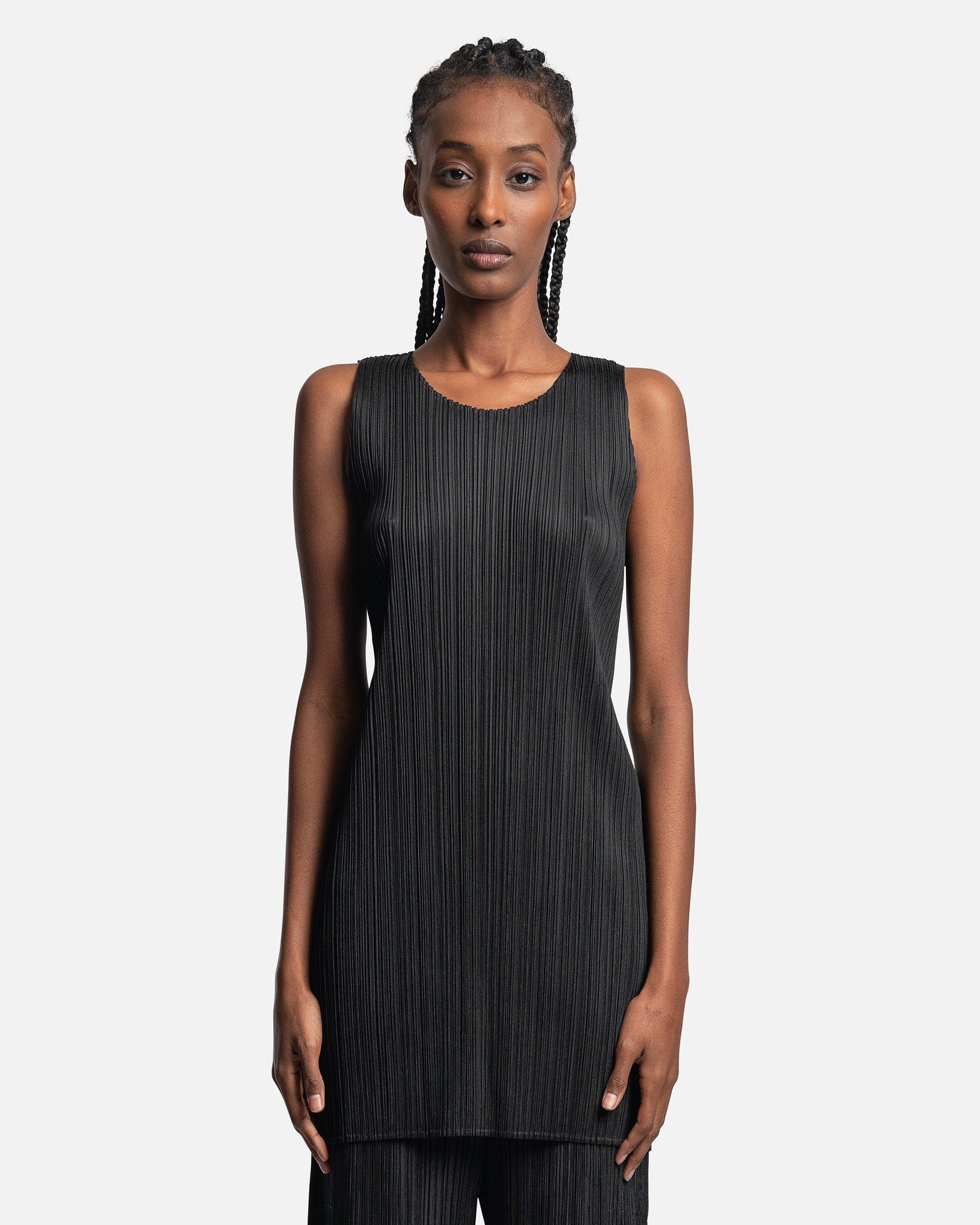Basics Mini-Dress in Black – SVRN
