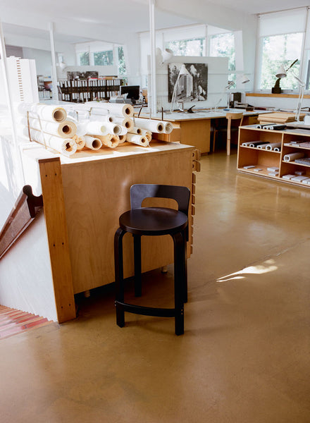 ハイチェア K65 ブラック ラッカー – Artek Tokyo Store