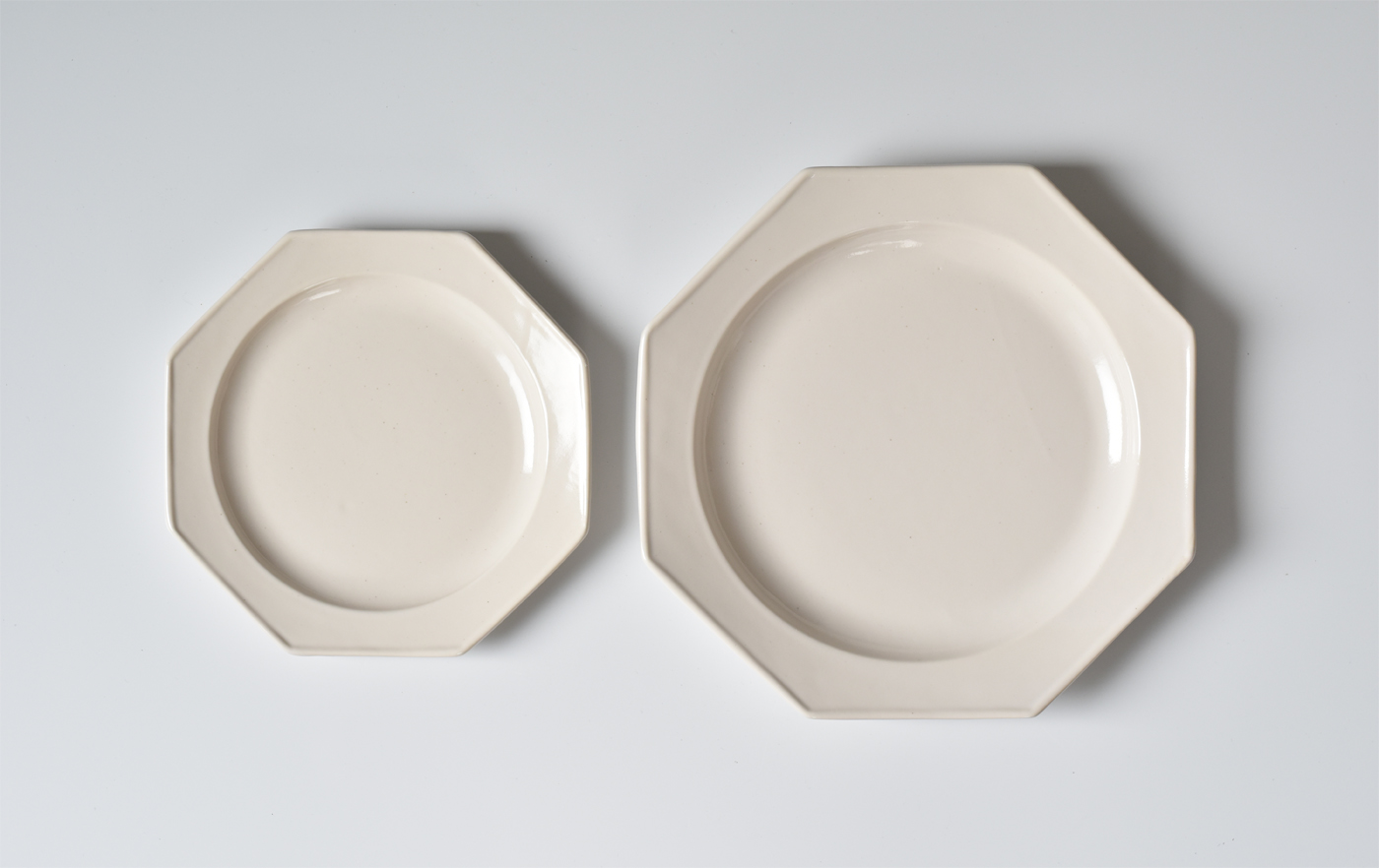 gallery yaichi | permanent artist | 岡田直人 | 八角平皿