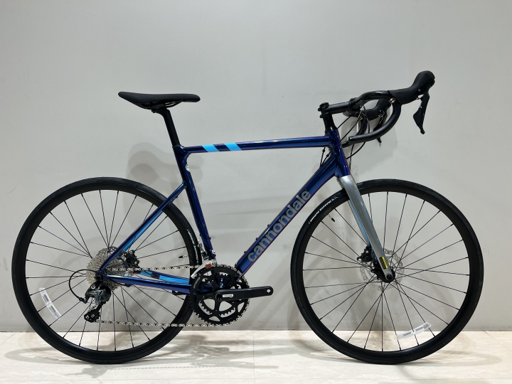 究極のアルミレーシングCAAD13‼ Tiagraモデルで価格を抑えめ。しかも