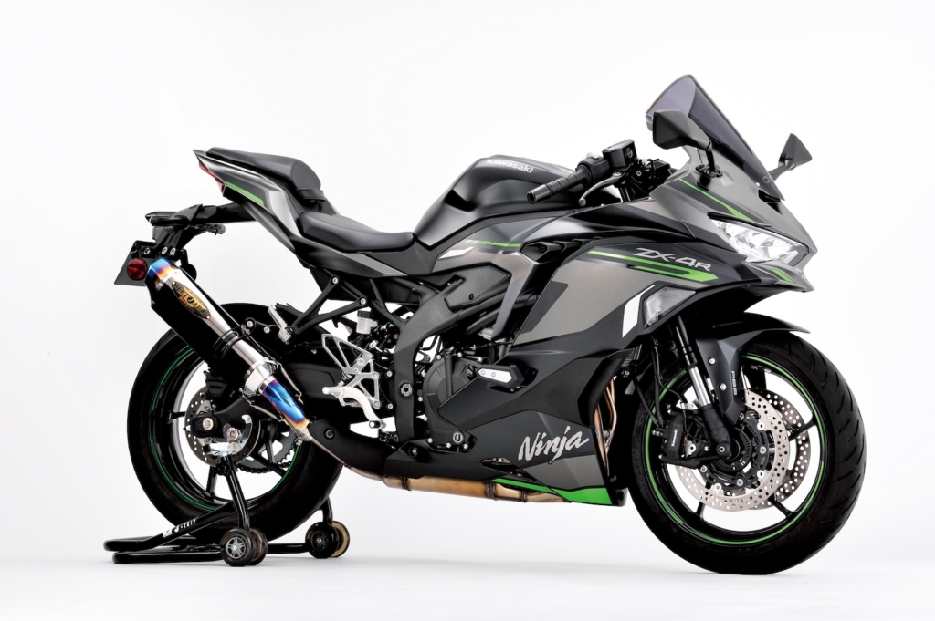 日本ビート工業よりKawasaki ZX-4R NASSERT Evolution TypeⅡスリップ