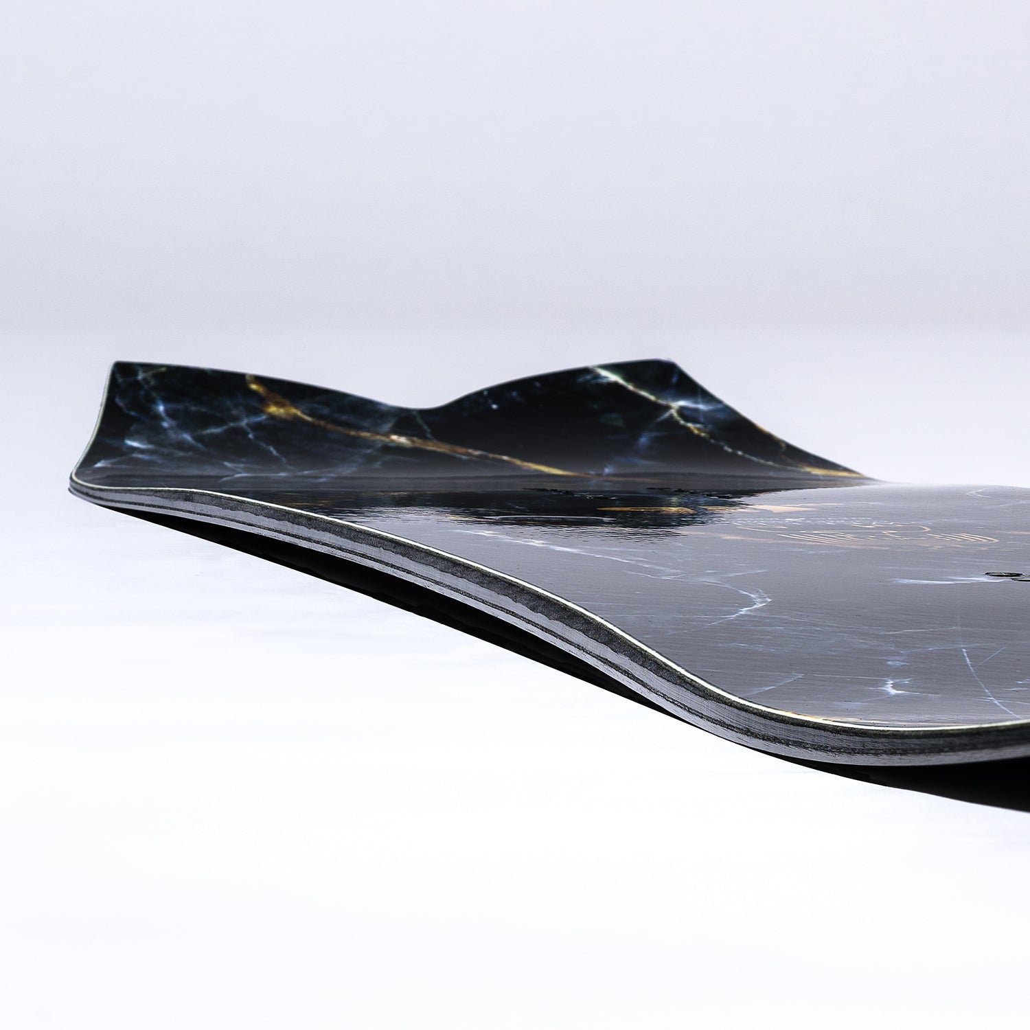 LIB TECH（リブ テック）| MAYHEM SWEET FISH SNOWBOARD 2026