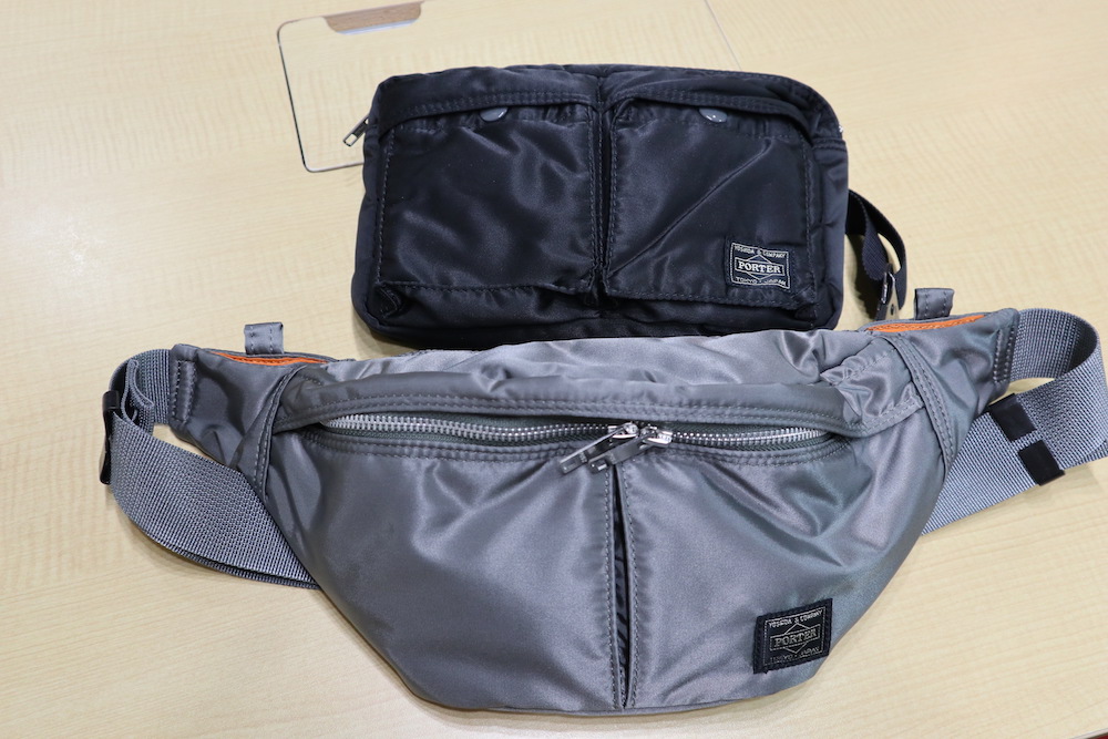 PORTERタンカーのウエストバッグSは500ミリペットも入りちょっとした