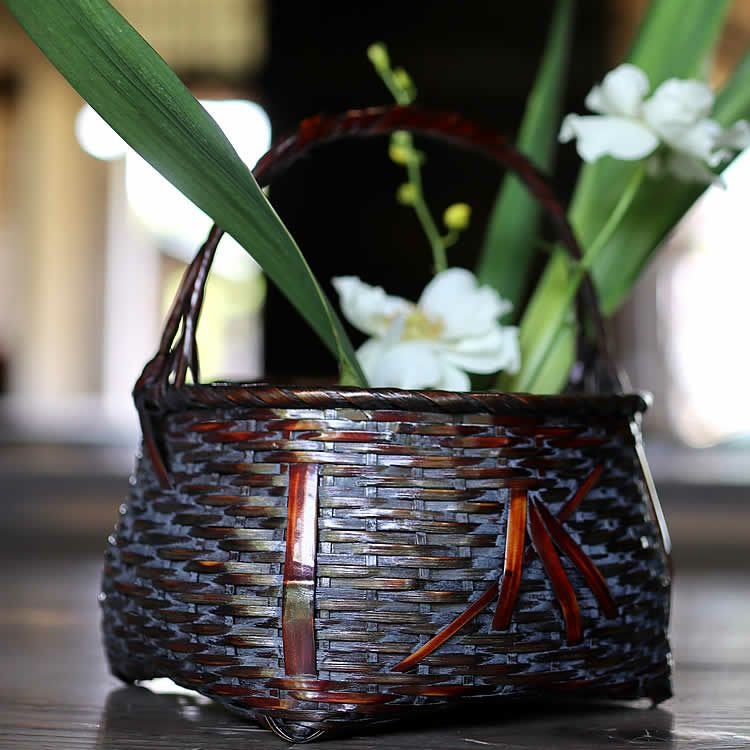 一点限り】 渡辺竹清作 虎竹花器 燈明 | 虎斑竹専門店 竹虎