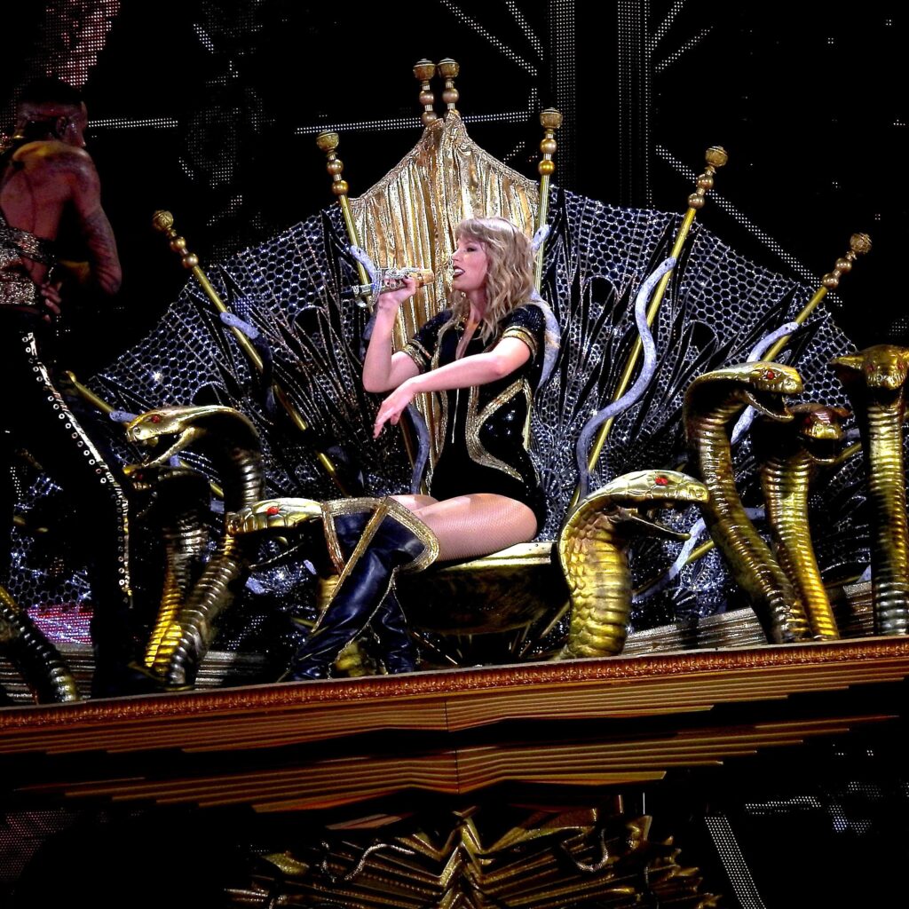 reputation Stadium Tour (2018) | Taylor Swift Switzerland