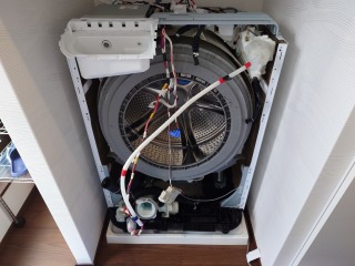 日立、ドラム式洗濯機(BD-NV120F)、横浜市南区で分解清掃 | 相模原市
