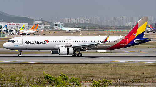 HL8511 Asiana Airlines Airbus A321neo | Planespotters.net