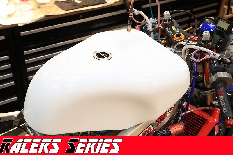 ガソリンタンク 【 Racers Series 】NSR250R等 - T2Racing ON-LINE SHOP