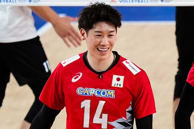 石川祐希が2人「鏡よ鏡、どちらが本物？」 フィリピン協会がイジった