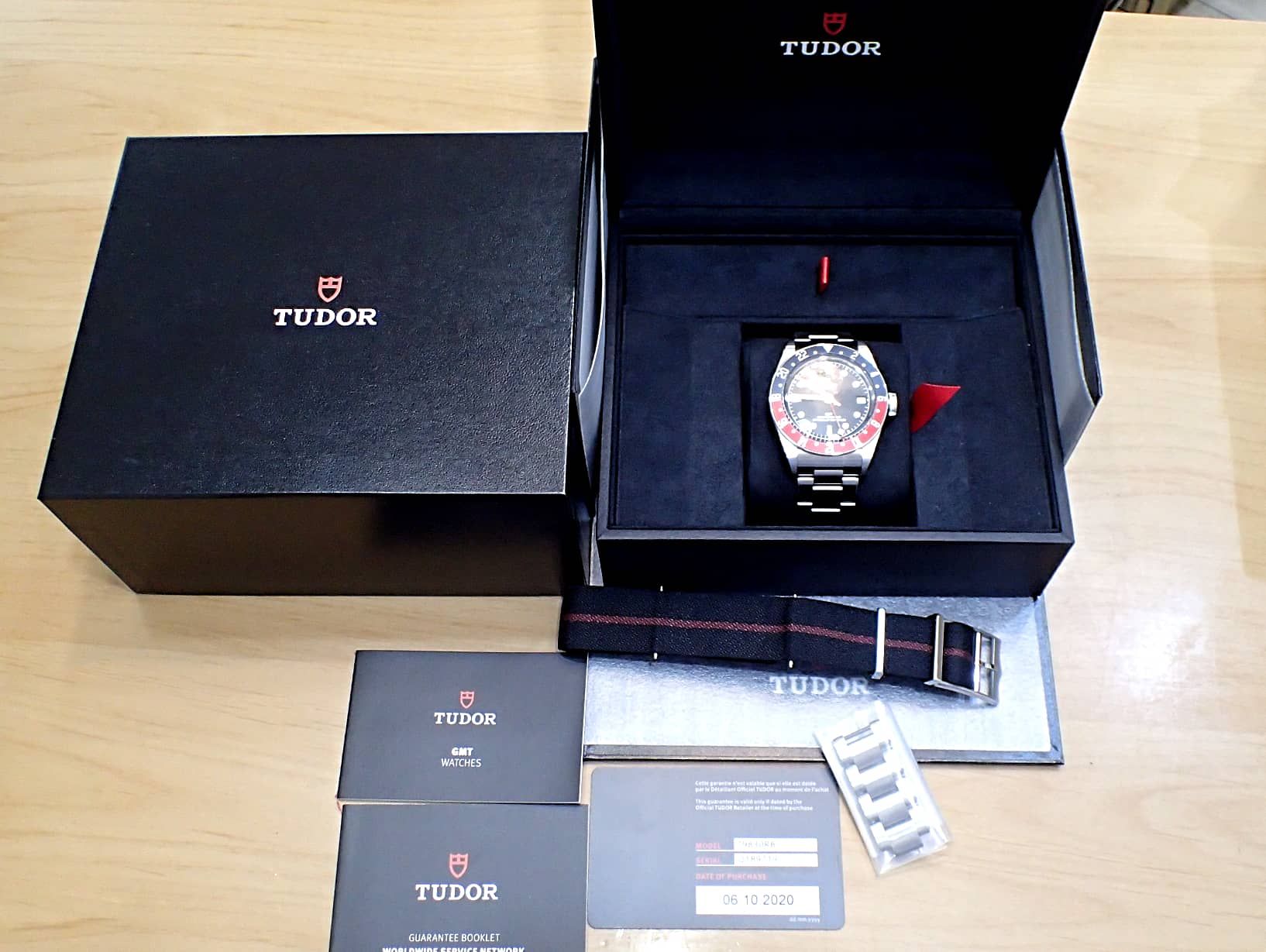 中古品A【TUDOR】チューダー ブラックベイ GMT 79830RB 別売り