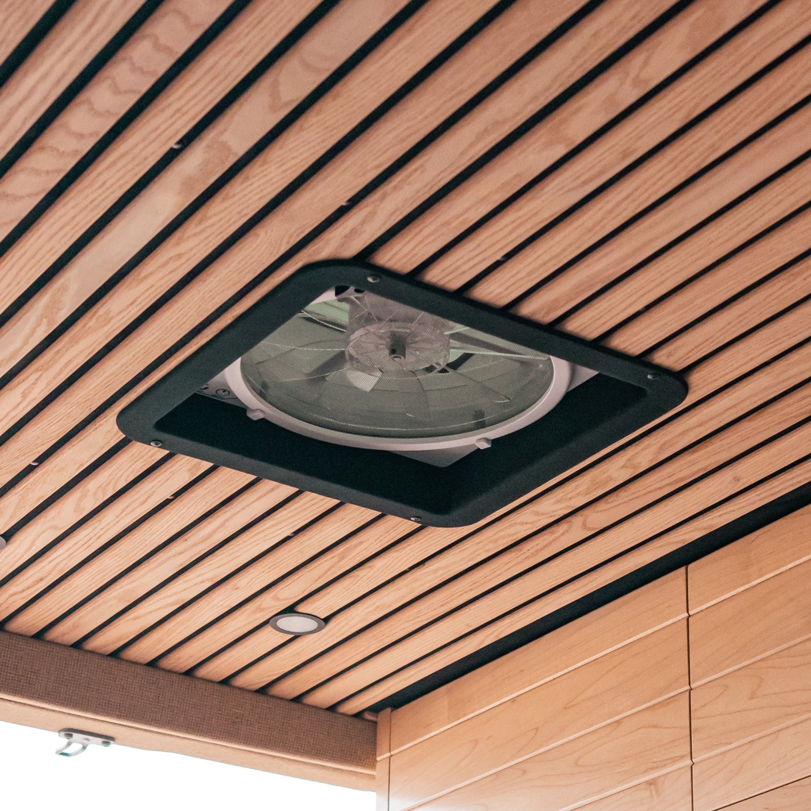 Universal MaxxFan Deluxe Vent Fan